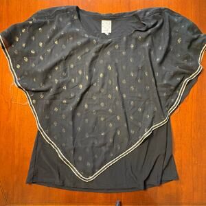 Naif Black and Gold Top Size X-Large Petite